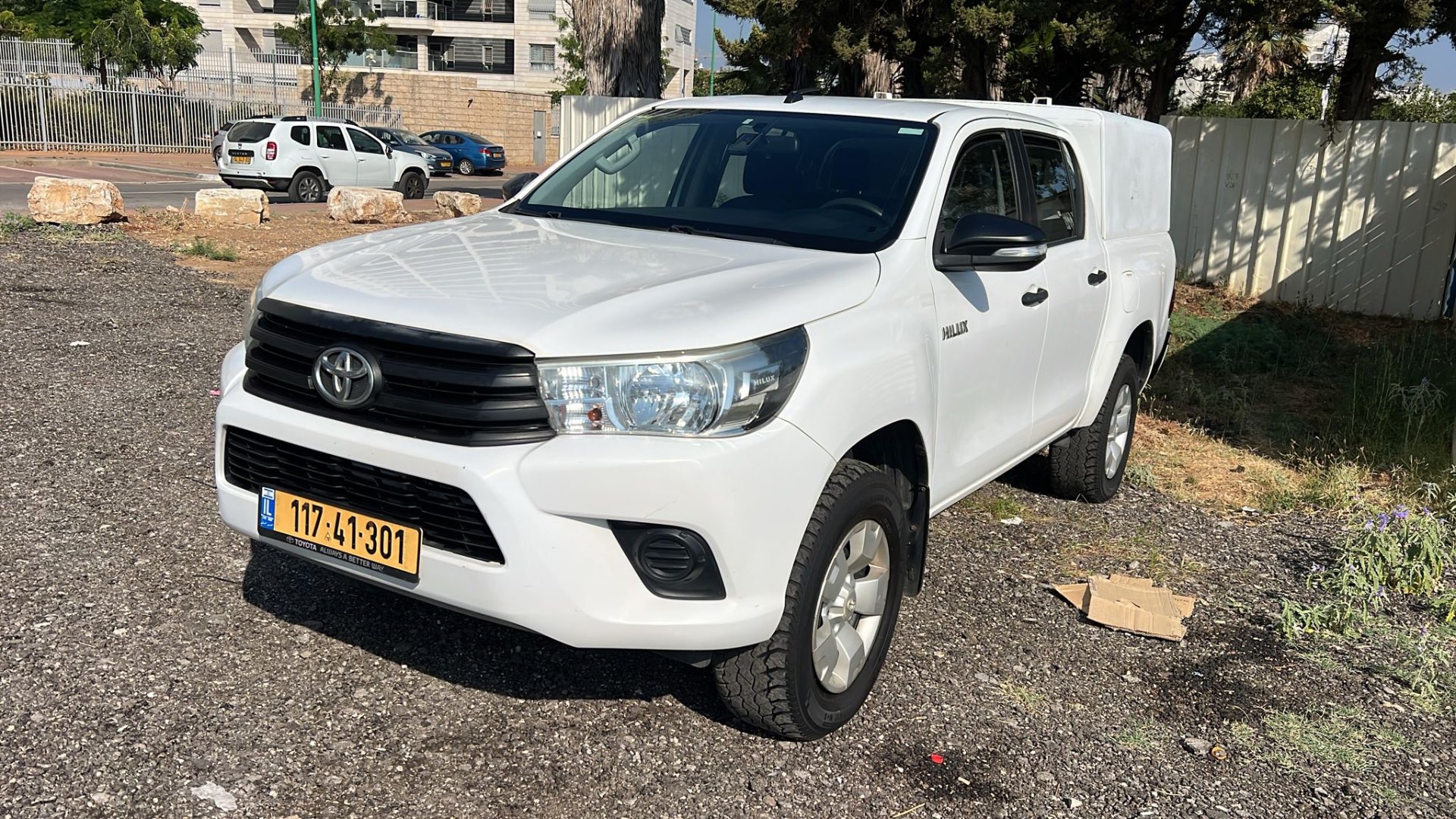 טיוטה היילקס חדשה 4*4 ידני ק״מ נדיר